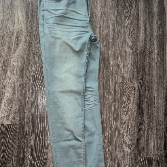 Seafoam Jeans from Serenede - Picture 7 of 7